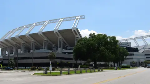 Williams-Brice Stadium